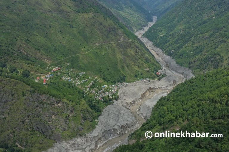 हालसम्म १३१ जना सांसदले तलब कटाएर गरे बाढी पीडितलाई सहयोग