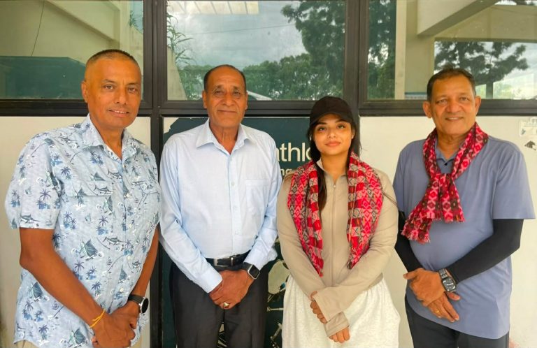 विश्व ट्रायथलन सेमिनारमा सहभागी हुन कोरिया जाने युवराज र चाहनाको बिदाइ