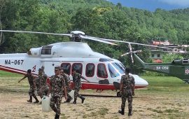 रसुवा बाढी : घाइते २९ जनाको हेलिकप्टरमार्फत उद्धार