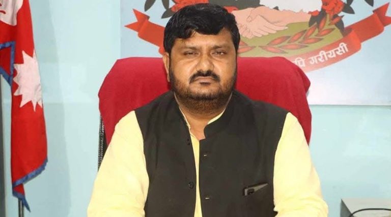 प्रतापपुर गाउँपालिका अध्यक्ष यादवलाई पक्राउ गर्न बाटो खुला