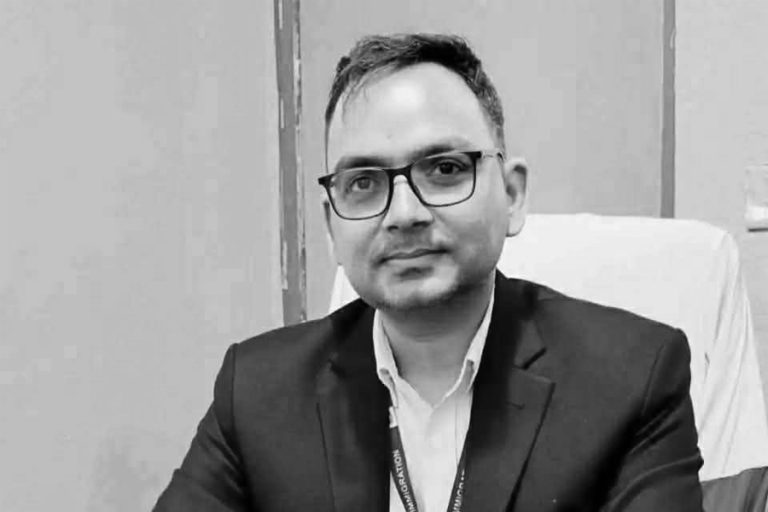 बाढीमा अस्ताए अध्यागमन कार्यालय रसुवाका अध्यागमन अधिकृत भण्डारी