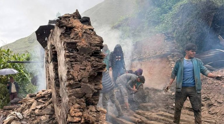 मुगुमा आगलागी हुँदा दुई घर जलेर नष्ट