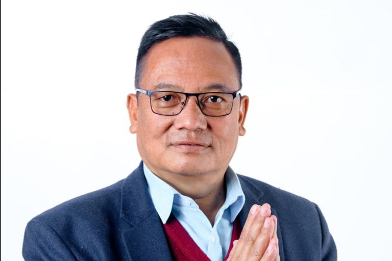 महामन्त्रीमा उम्मेदवारी दिने अमरसिंह पुनको घोषणा