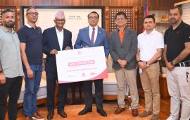 एफवानसफ्ट ग्रुपद्वारा प्रधानमन्त्री दैवी प्रकोप उद्धार कोषमा १ करोड ३५ लाख रुपैयाँ सहयोग