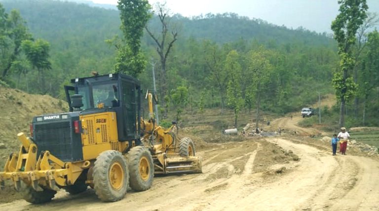 ९ किलोमिटर सडक निर्माण चार वर्षमा पनि पूरा भएन