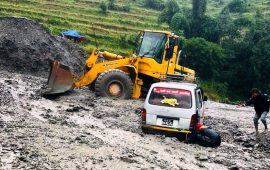 बागलुङका दुई मुख्य राजमार्ग अवरुद्ध