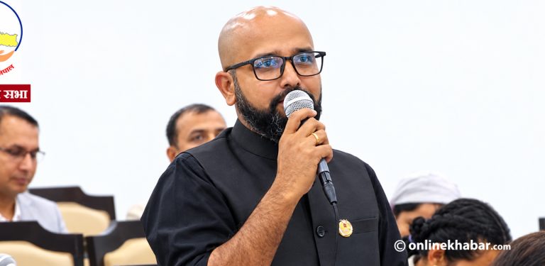 बेग्लाबेग्लै वालेट र क्युआर राख्नैपर्ने बाध्यता बन्द हुनुपर्छ