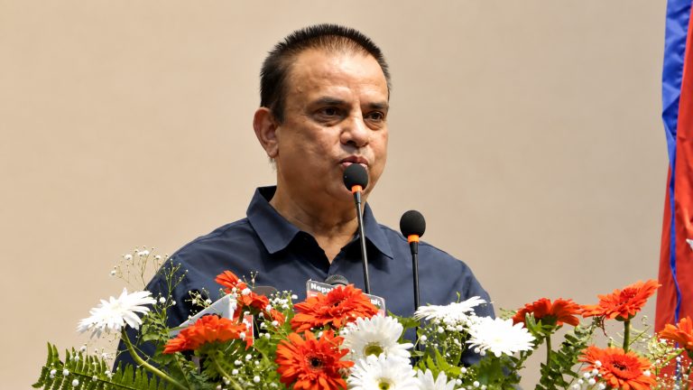 काठमाडौं बिग्रिन थालेको ५० वर्ष भइसक्यो, अहिले केही राम्रा काम हुँदैछन् : हरिवंश आचार्य