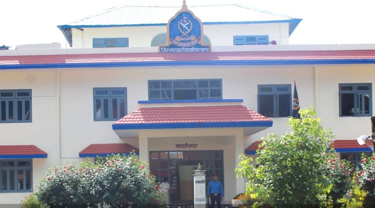 मापसे गरी सवारी चलाउने पाँच चालकविरुद्ध पाल्पा प्रहरीले मुद्दा चलायो