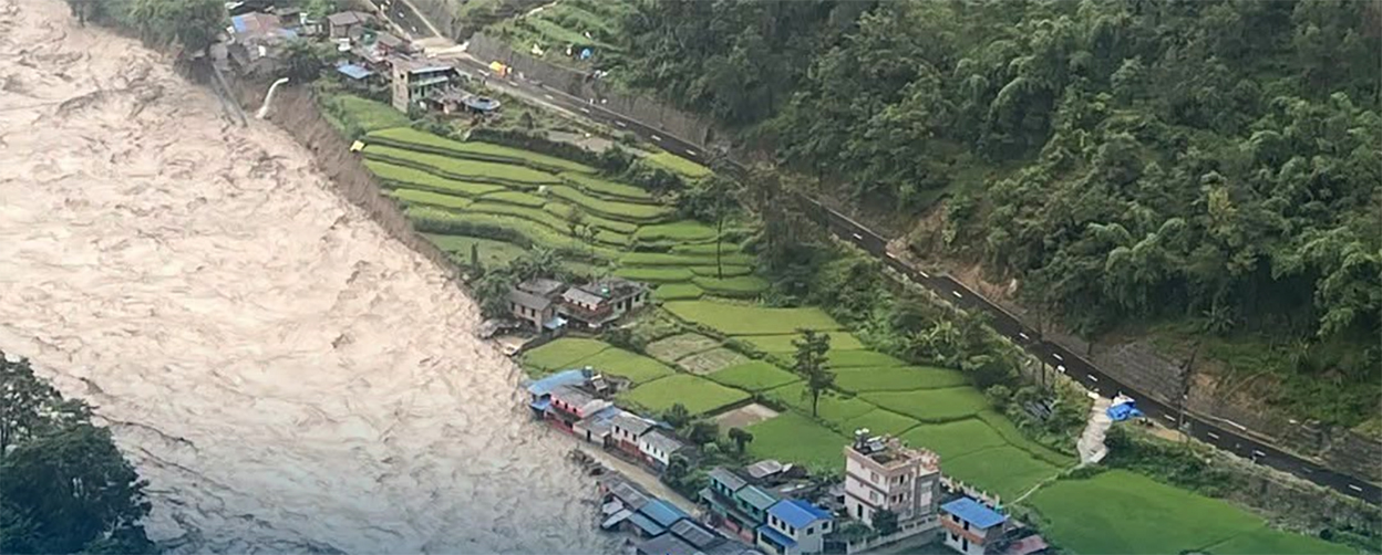 पर्वतमा कालीगण्डकीको बाढीले २५ घर बगे