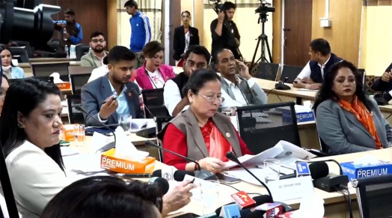 कानुनमन्त्रीलाई कांग्रेस सांसदले सोधिन्- राष्ट्रिय सभाले कुन-कुन कानुन निर्माणमा अवरोध गरेको छ ?