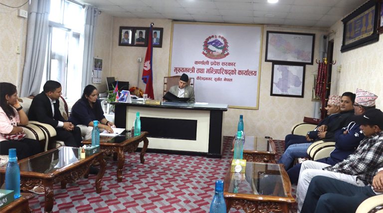 दशौं राष्ट्रिय खेलकुद र पर्यटनबारे मुख्यमन्त्रीले गरे होटल व्यवसायीसँग छलफल