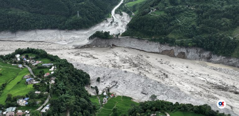 ‘खाल्टेको पाखातिर केही मान्छे पानी खानै नपाएर बिते’