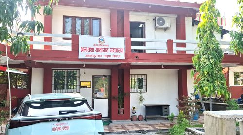 चार करोड लागतमा विलासी गाडी खरिद गर्दै मधेश सरकार