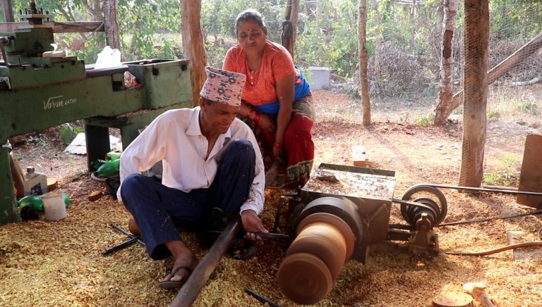 विदेशसम्म पुग्न थाले चापाकोटका काठे ठेकी