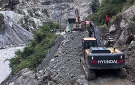 बाढीपहिरोले क्षतिग्रस्त बेँसीसहर–चामे सडक स्तरोन्नति गर्न एक अर्ब लाग्ने