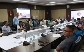 बंगालको खाडीमा विकसित वर्षा प्रणालीबारे मनसुन प्रतिकार्य कमान्ड पोस्टमा ब्रिफिङ