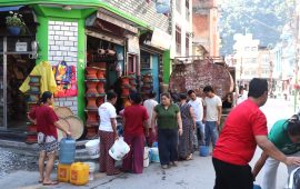 बाढी–पहिरोले क्षति पुर्‍याउँदा म्याग्दीको बेनीमा खानेपानी अभाव