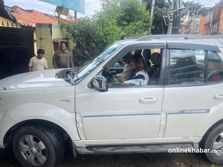 चोलेन्द्रलाई भेट्न पुग्यो मानव अधिकार आयोगको टोली