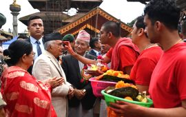 श्रीकृष्ण जन्माष्टमीमा राष्ट्रपतिबाट पाटनको कृष्ण मन्दिरमा पूजाअर्चना