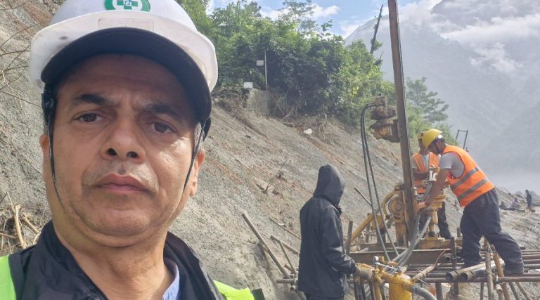 चिलिमे सुरुङभित्रको उद्धार कार्य तीन दिनभित्र सम्पन्न हुने विश्वास छ : सांसद न्यौपाने