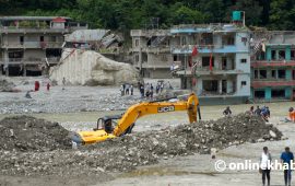 सर्वस्व गुमाएर उठ्ने जमर्को (तस्वीरहरू)