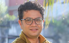 युद्ध र किसानको बिम्बमार्फत शक्तिराष्ट्रलाई प्रश्न सोधे बालेनले