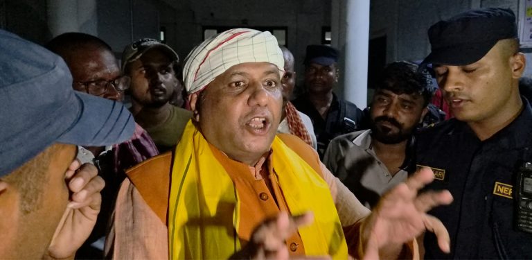 तीन लाख धरौटी बुझाएर रिहा भए अशोक यादव 