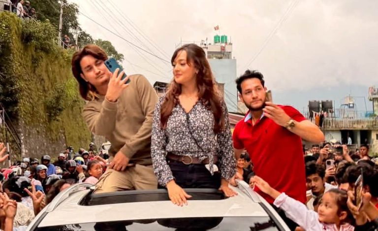 तीजमा बिहानैदेखि खचाखच ‘बेहुली’ का शोज, अर्जुन भन्छन्- हरेक वर्ष फिल्म बनाउँछु