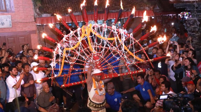 वीरेन्द्रभक्त श्रेष्ठले पाँचौँपटक जिब्रो छेड्ने