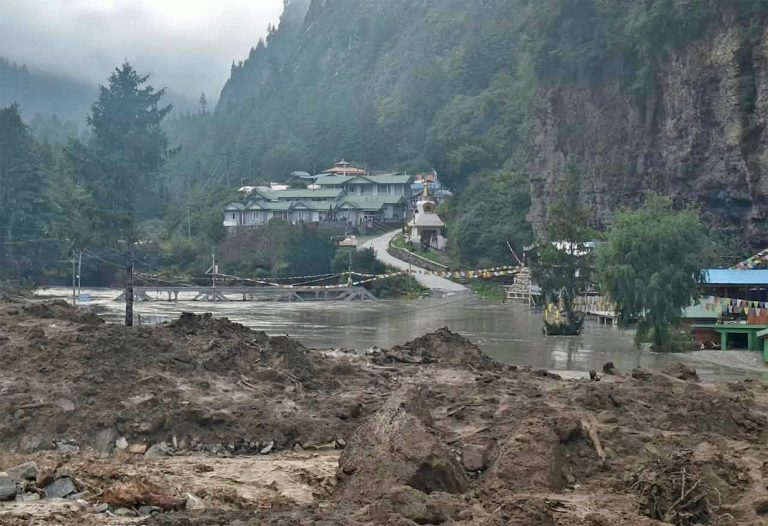 मौसम खुलेसँगै घर फर्किए चामेवासी, थुनिएको मर्स्याङ्दी खोल्नुपर्ने