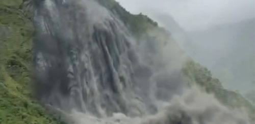दार्चुलाको भट्टारमा पहिरो: १० परिवारलाई सुरक्षित स्थानमा सारियो