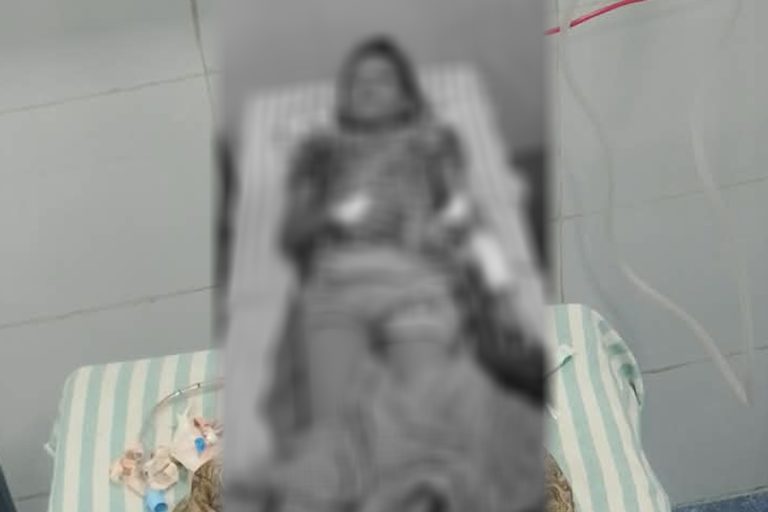 सर्पले टोकेकी बालिकाको अस्पताल डुलाउँदा डुलाउँदै ज्यान गयो
