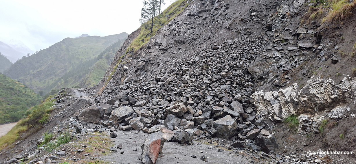 सडक सञ्जाल खुलाउन देशभरि युद्धस्तरमा काम, कोरला नाका प्राथमिकतामा