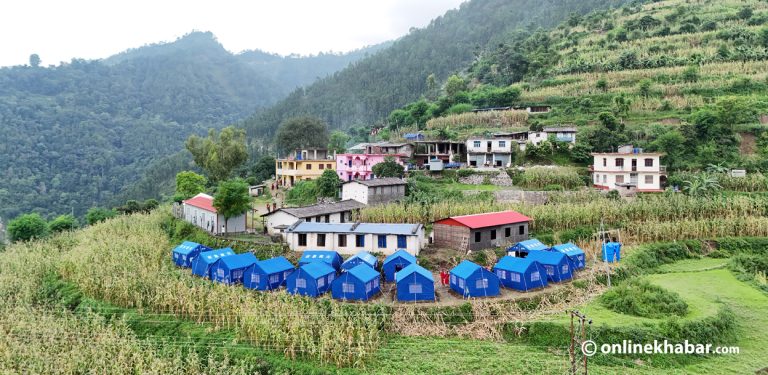 जोखिमपूर्ण बस्तीमै फर्किए रिसाङका विस्थापित
