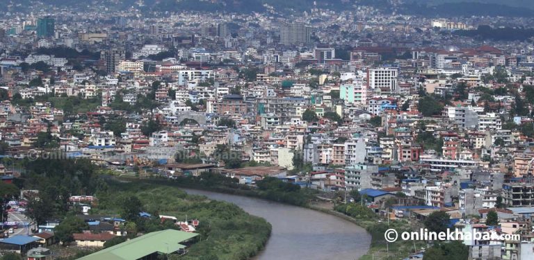 खुल्यो काठमाडौंको आकाश (तस्वीरहरू)