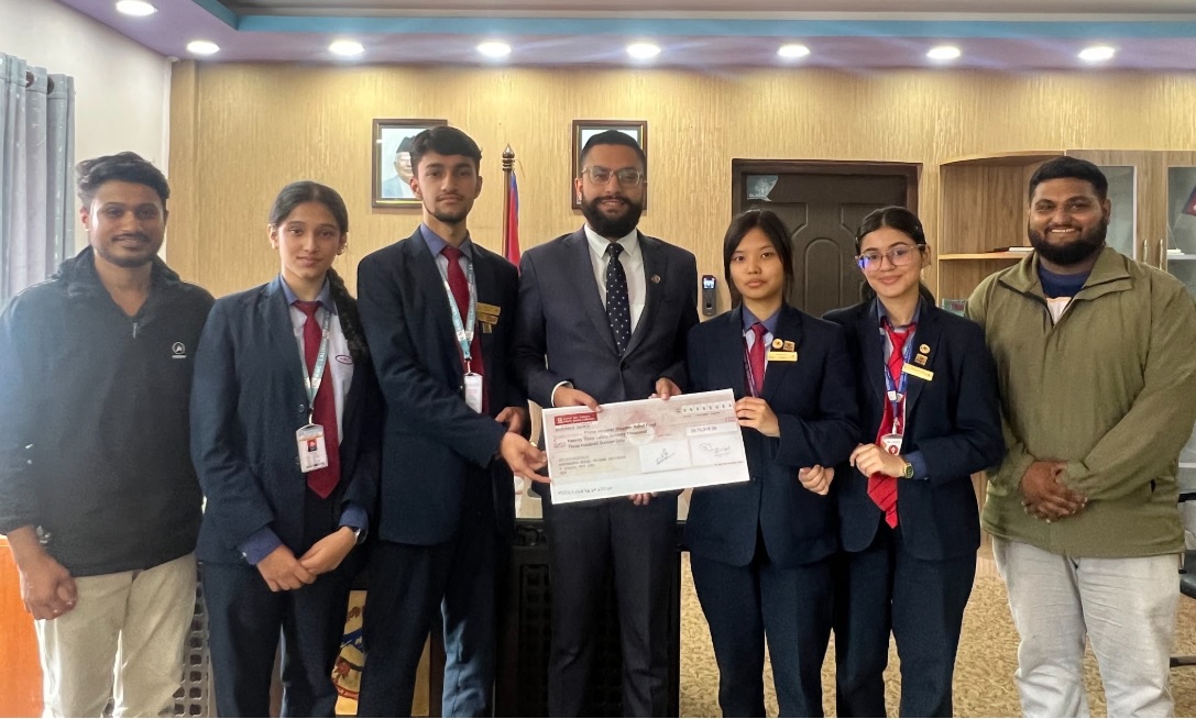 केएमसीले विद्यार्थीमार्फत गर्‍यो बाढीपीडितलाई २३ लाखभन्दा बढी सहयोग