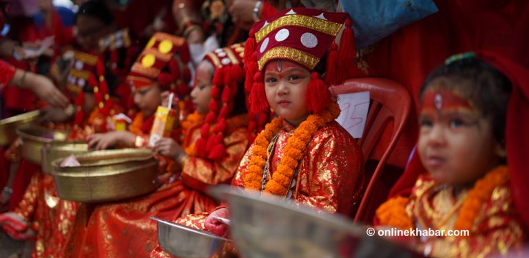 वसन्तपुरमा कुमारीको सामूहिक पूजा (फोटो फिचर)