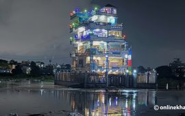 मनोहरा खोलामा बाढी, किनाराका टहरा जलमग्न (तस्वीरहरू)