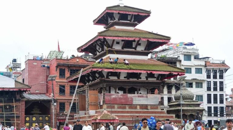 नाट्टाले ‘नेपाल बोलाउँदैछ’ र ‘नेपाल खुला छ’ अभियानका कार्यक्रम गर्दै
