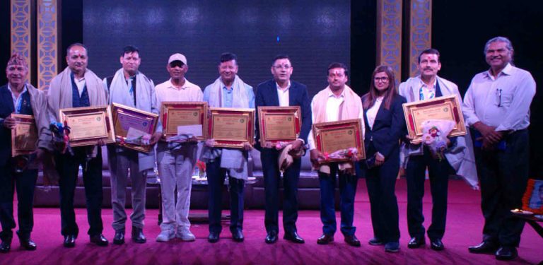 हिमालय टिभीका अर्याल र पोखरेलसहित चार जनालाई हेम-सुनिल जोखिमपूर्ण पत्रकारिता पुरस्कार