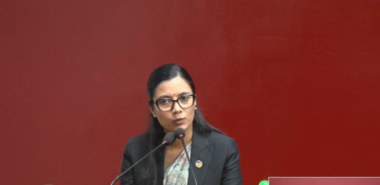 राष्ट्रिय सभामा मन्त्री गौतमको प्रष्टीकरण : माननीयहरूको भावनामा चोट पुग्ने कुरा गरेको छैन