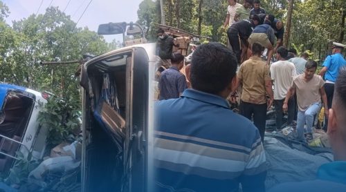 उदयपुरमा ट्रक र यात्रुवाहक माइक्रो ठोक्किँदा १७ जना घाइते