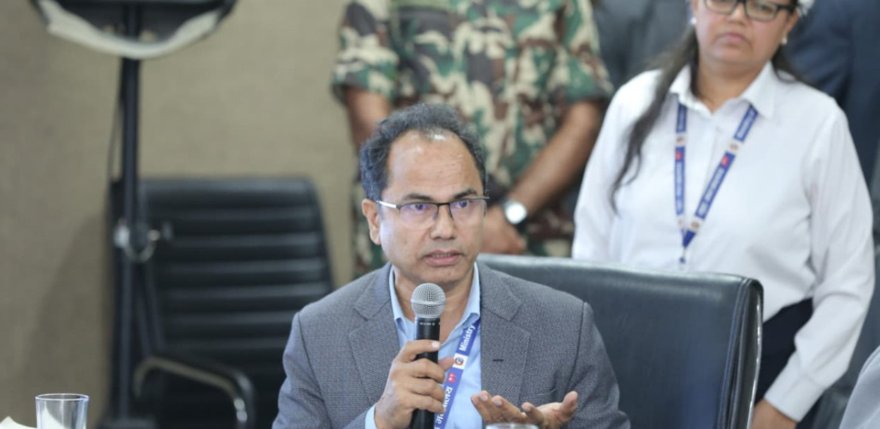 ‘हेलिकप्टर चाहिने ठाउँबाहेक अन्यत्र राहत पुगिसक्यो, फेक भिडियो नफैलाउनुस्’