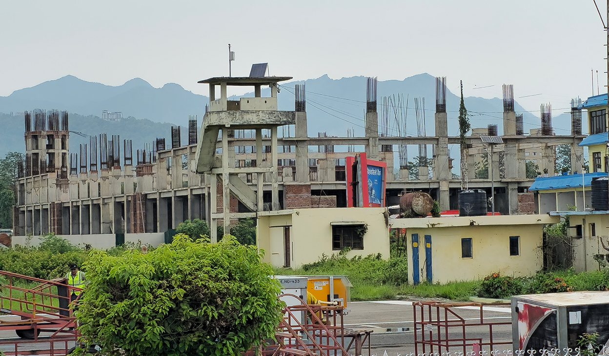 भरतपुर विमानस्थलको टर्मिनल भवनको काम पुन: सुरु, एक वर्ष म्याद थप