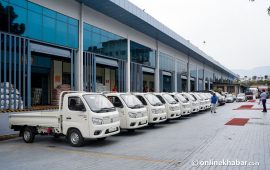 ढुवानीमा भाटभटेनीले थाल्याे ईभी प्रयोग, सबै गाडीलाई विद्युतीय बनाउने योजना