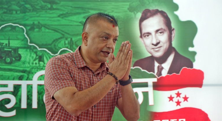 केन्द्रीय समितिमा गगनले पेस गरे २९ बुँदे प्रस्ताव