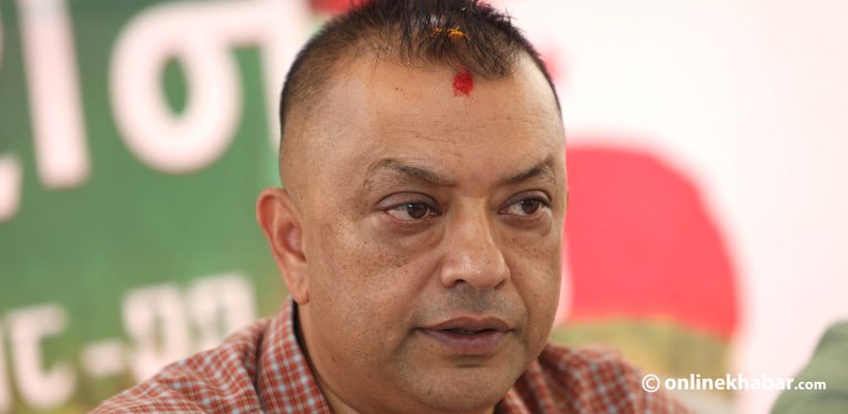 गगनलाई प्रश्न- जम्बो कार्यसमिति किन ? (अन्तर्वार्ता)