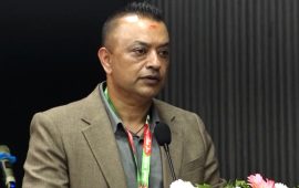 कांग्रेसले अब सोफामा बसेर ताली बजाउने परम्परागत शुभकामना आदानप्रदान कार्यक्रम नगर्ने
