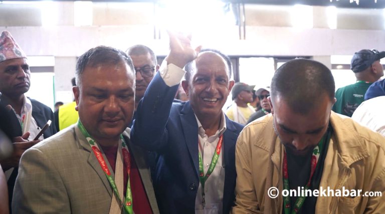 गोविन्द भट्टराईद्वारा कांग्रेस उपसभापतिमा उम्मेदवारी दर्ता